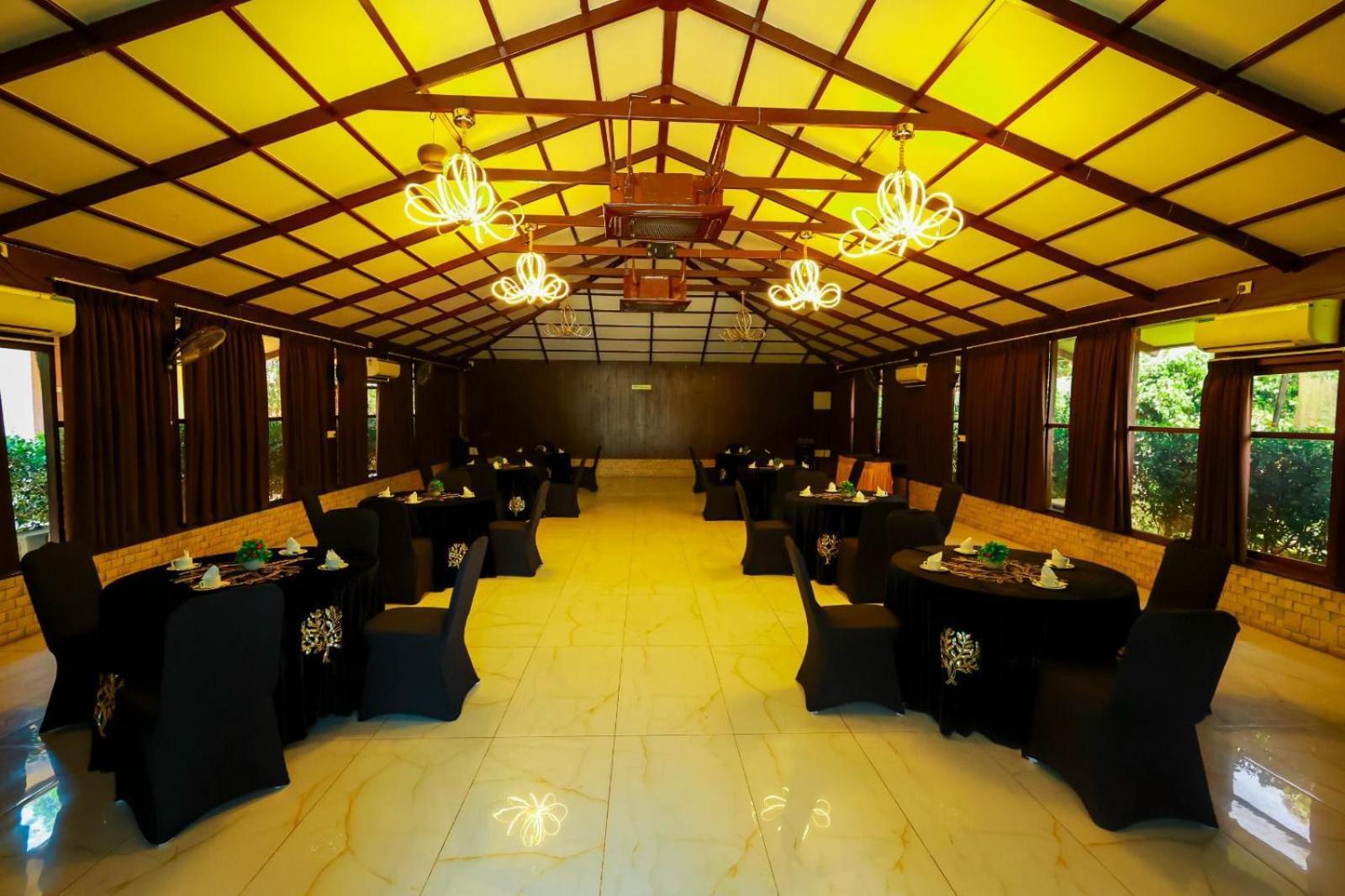 Veerdency Luxury Resort Devanahalli Екстер'єр фото