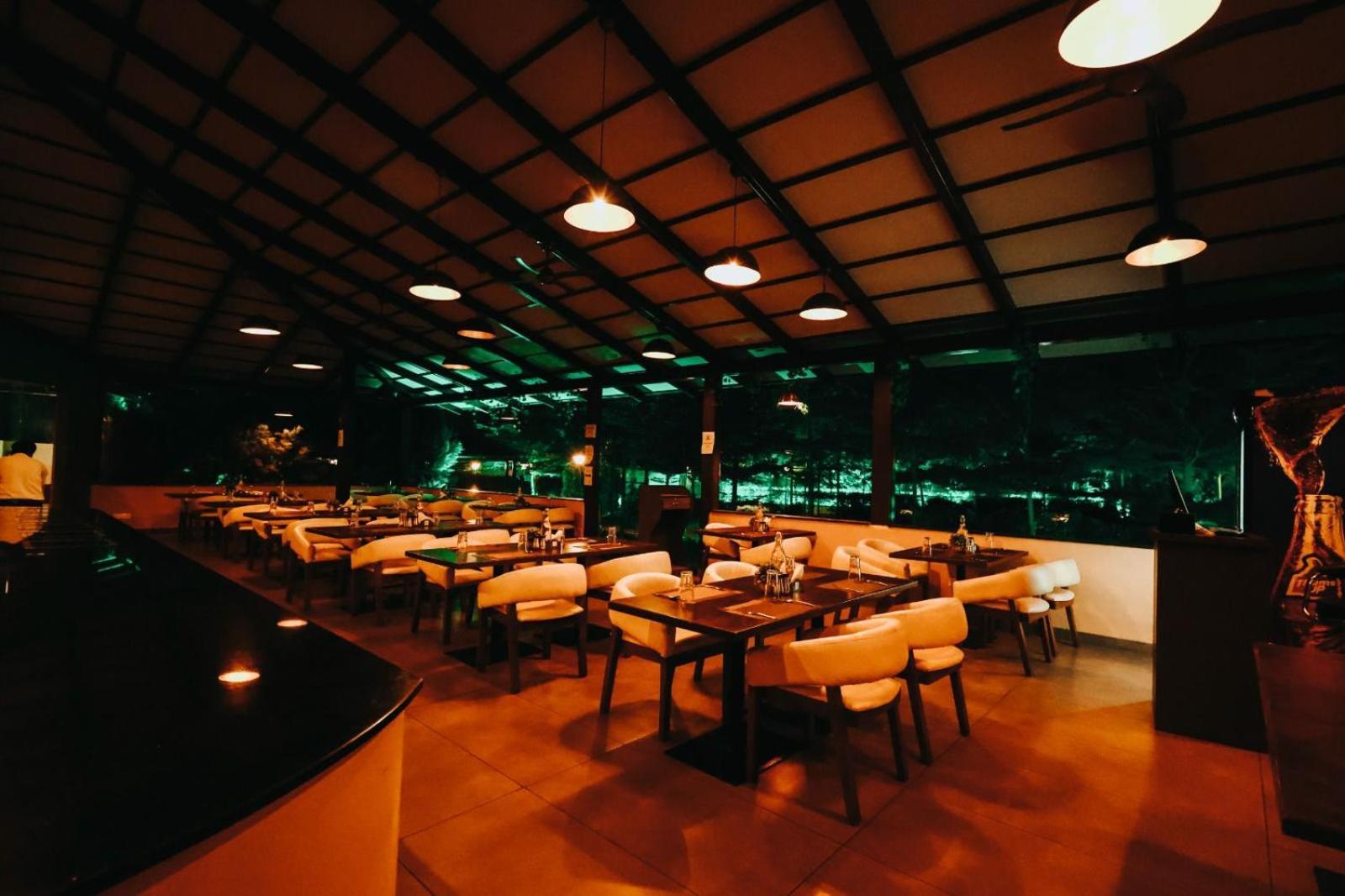 Veerdency Luxury Resort Devanahalli Екстер'єр фото