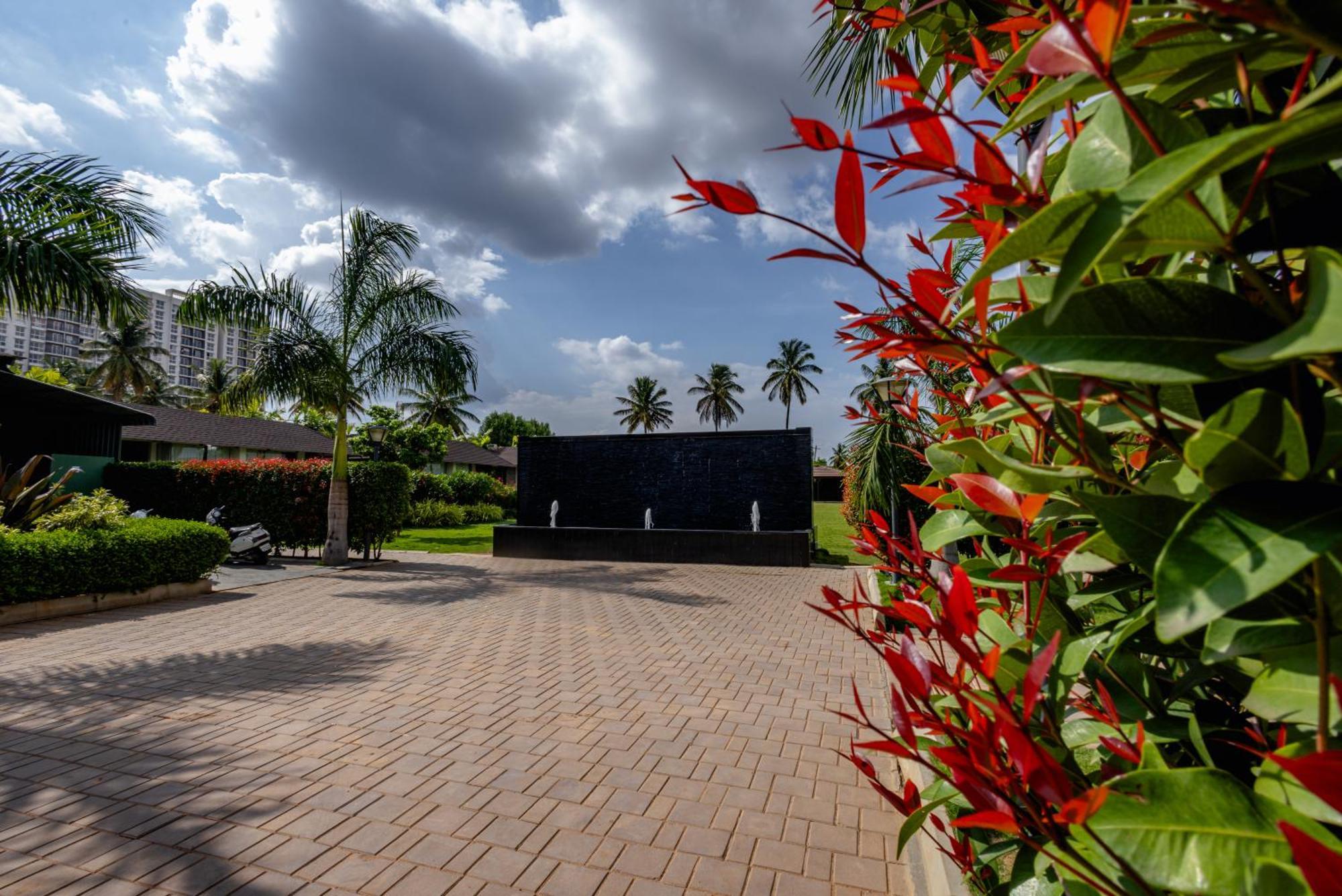 Veerdency Luxury Resort Devanahalli Екстер'єр фото